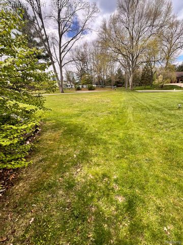 3556 Crestwood Drive, Mayfield Township, MI 48446