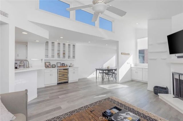 1301 Electric, Seal Beach, CA 90740