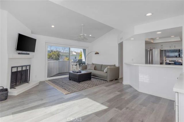 1301 Electric, Seal Beach, CA 90740