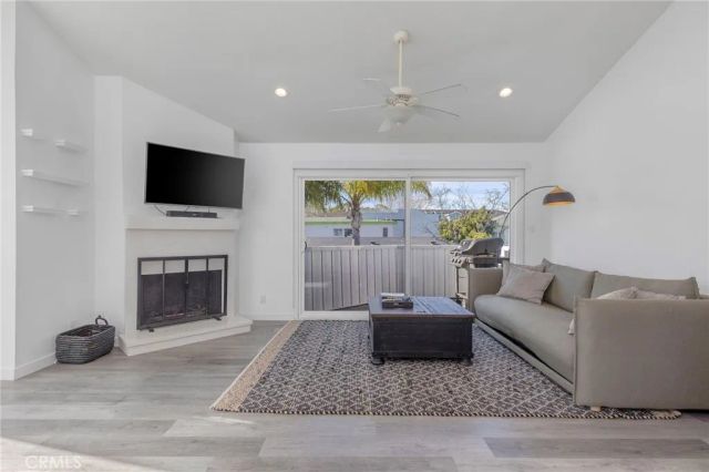 1301 Electric, Seal Beach, CA 90740