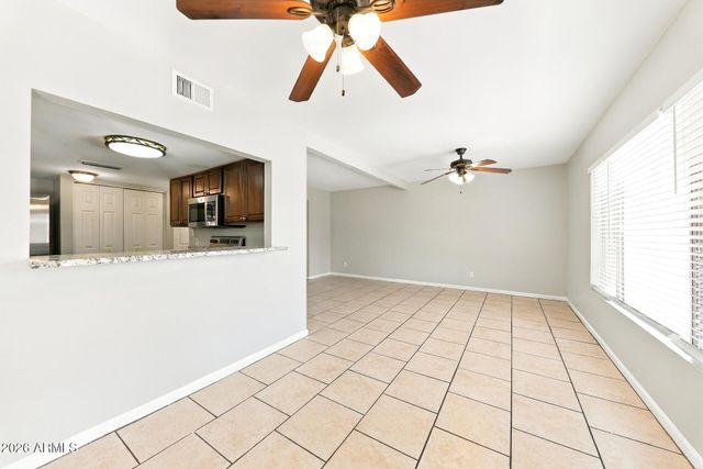 3819 W MERCER Lane, Phoenix, AZ 85029