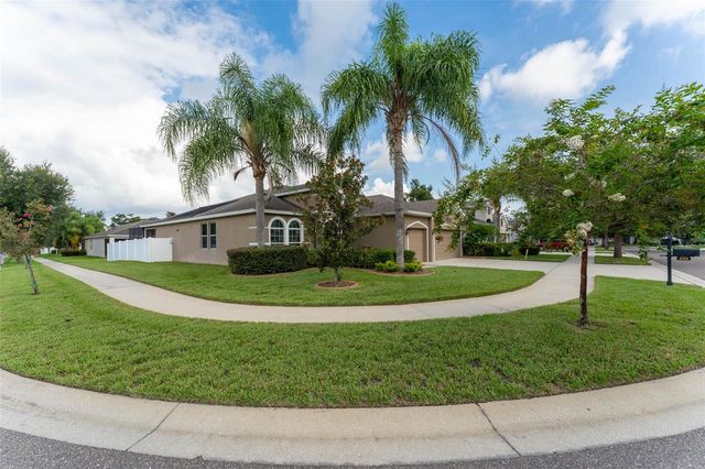 220 PARSONS WOODS DRIVE, Seffner, FL 33584