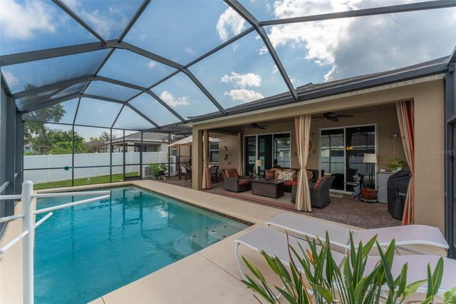 220 PARSONS WOODS DRIVE, Seffner, FL 33584