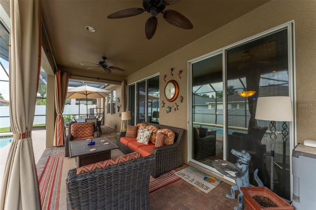 220 PARSONS WOODS DRIVE, Seffner, FL 33584