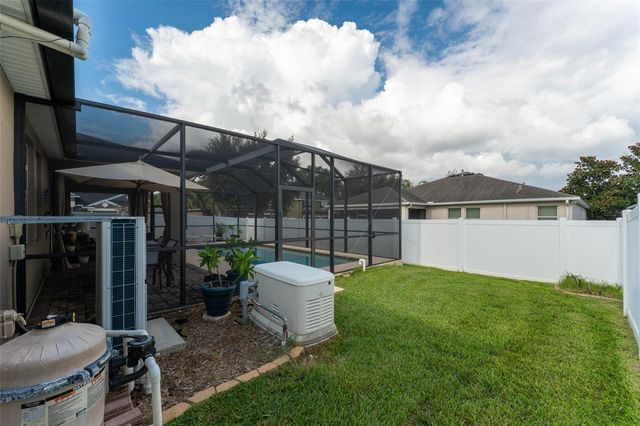 220 PARSONS WOODS DRIVE, Seffner, FL 33584