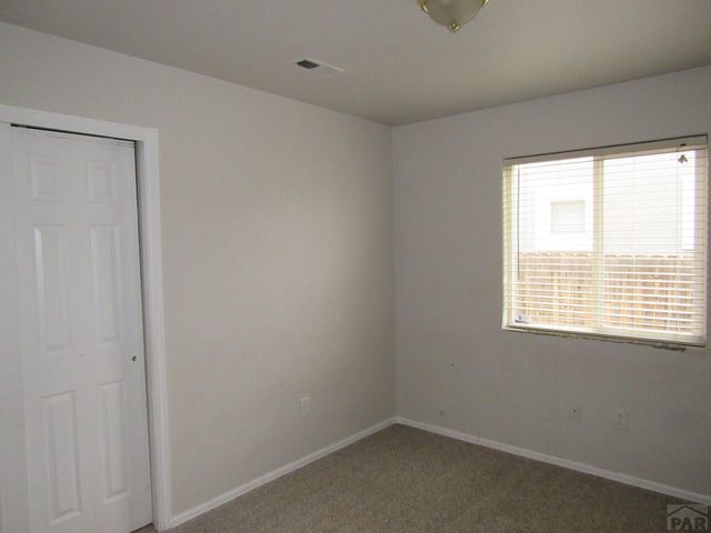 5075 Thrush Dr, Pueblo, CO 81008