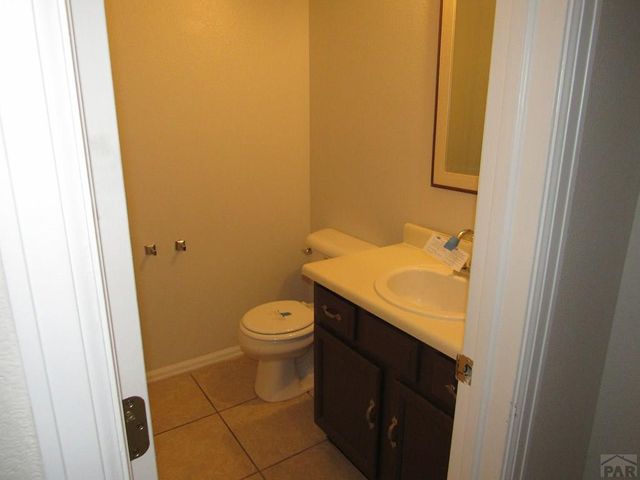 5075 Thrush Dr, Pueblo, CO 81008