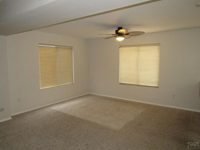 5075 Thrush Dr, Pueblo, CO 81008