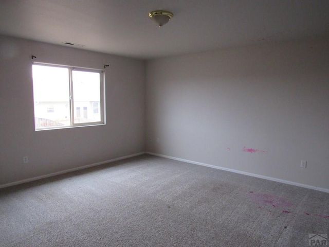 5075 Thrush Dr, Pueblo, CO 81008