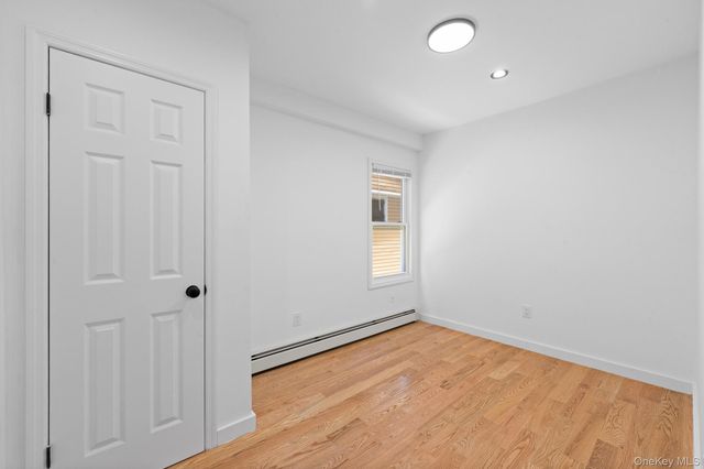 205-28 116 Road, Saint Albans, NY 11412