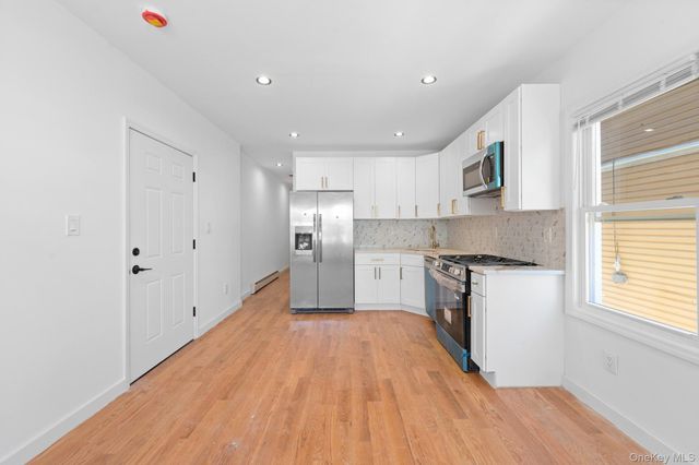 205-28 116 Road, Saint Albans, NY 11412