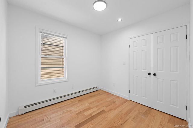 205-28 116 Road, Saint Albans, NY 11412