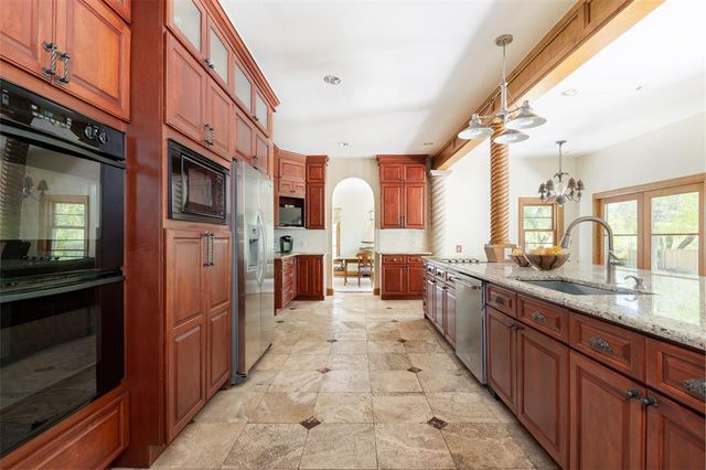 3740 NW 44 Street, Oklahoma City, OK 73112