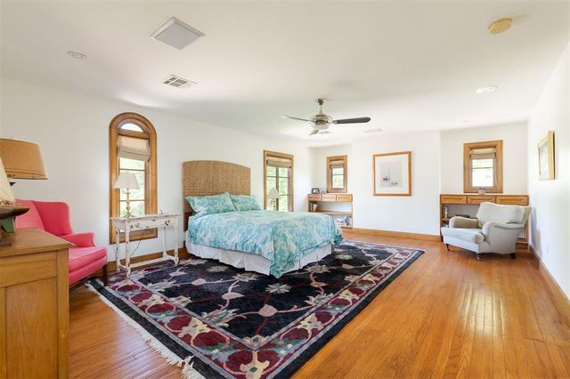 3740 NW 44 Street, Oklahoma City, OK 73112