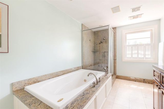 3740 NW 44 Street, Oklahoma City, OK 73112