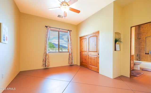 6754 E ROBERTO Loop, Hereford, AZ 85615