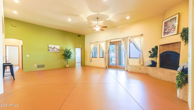 6754 E ROBERTO Loop, Hereford, AZ 85615