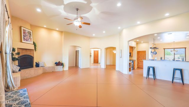 6754 E ROBERTO Loop, Hereford, AZ 85615