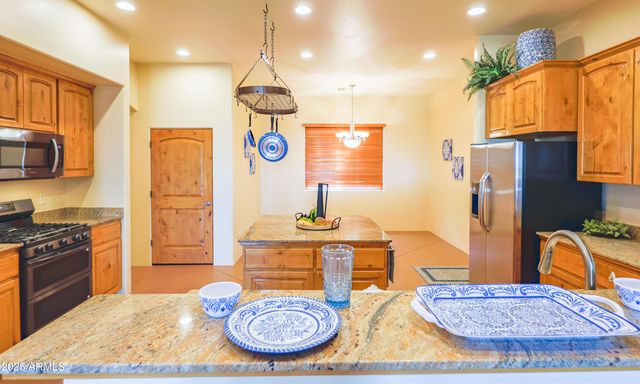 6754 E ROBERTO Loop, Hereford, AZ 85615