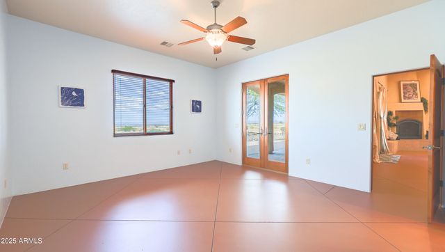 6754 E ROBERTO Loop, Hereford, AZ 85615