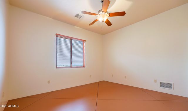 6754 E ROBERTO Loop, Hereford, AZ 85615