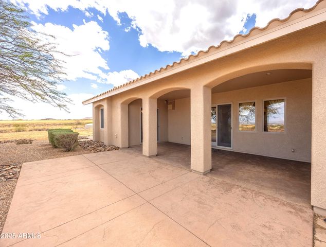 6754 E ROBERTO Loop, Hereford, AZ 85615