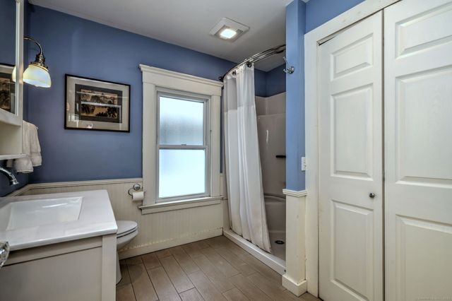 18 Court Street, Branford, CT 06405
