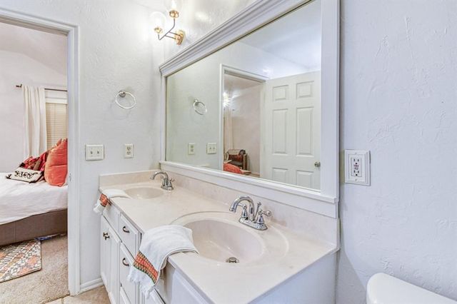 1633 Creekside Lane, Norman, OK 73071