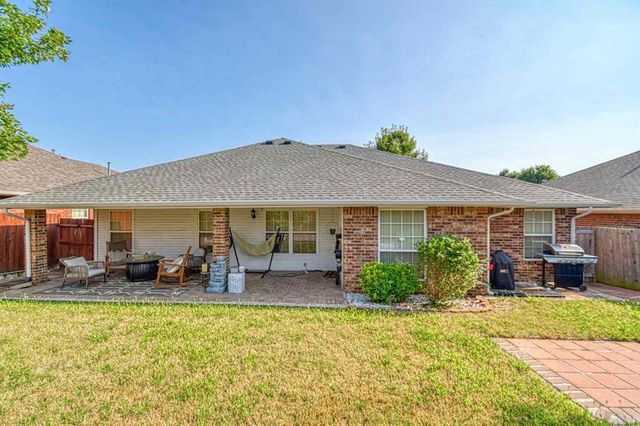 1633 Creekside Lane, Norman, OK 73071
