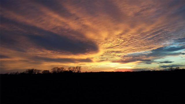 3374 County Road 405, Taylor, TX 76574