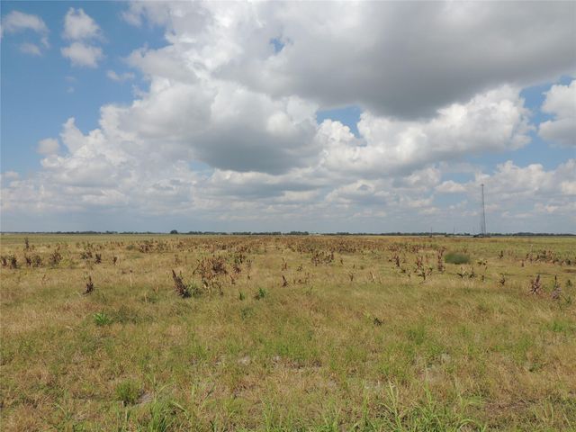 3374 County Road 405, Taylor, TX 76574