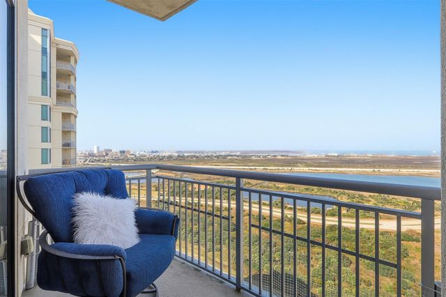 801 E Beach Drive BC2412, Galveston, TX 77550