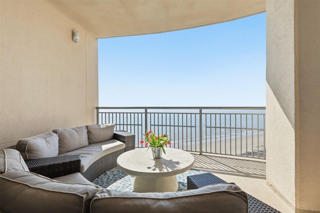 801 E Beach Drive BC2412, Galveston, TX 77550