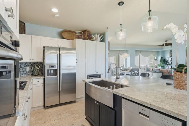 801 E Beach Drive BC2412, Galveston, TX 77550