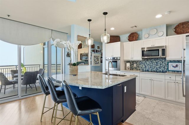 801 E Beach Drive BC2412, Galveston, TX 77550