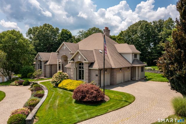 122 Windward Place, Southington, CT 06489