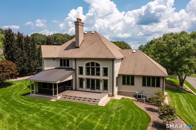 122 Windward Place, Southington, CT 06489