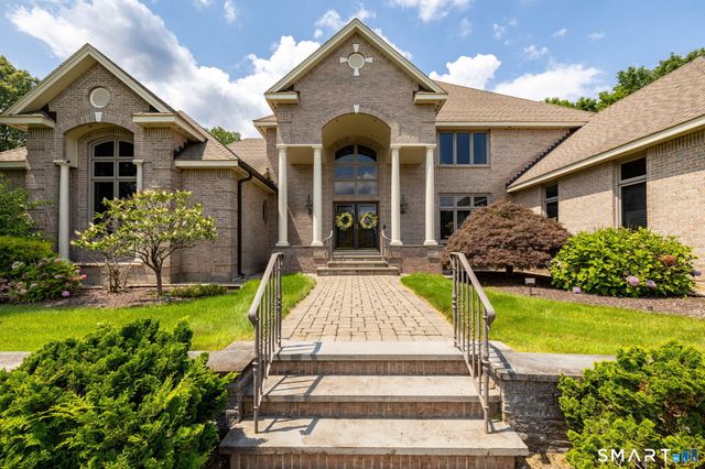 122 Windward Place, Southington, CT 06489