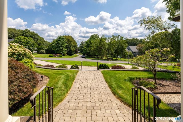 122 Windward Place, Southington, CT 06489