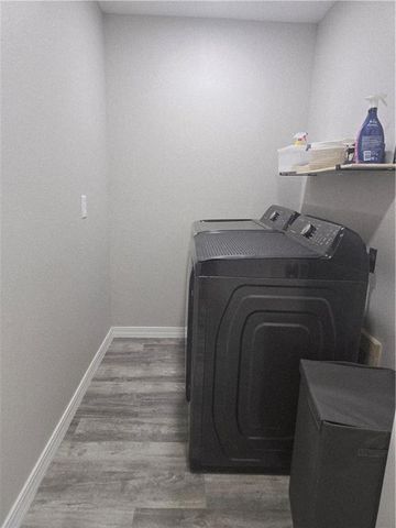 404 W Buffalo Street, Girard, KS 66743