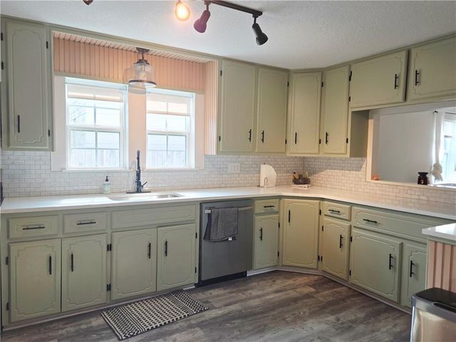 404 W Buffalo Street, Girard, KS 66743