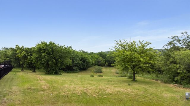 1207 Tulip Court, Grand Prairie, TX 75104