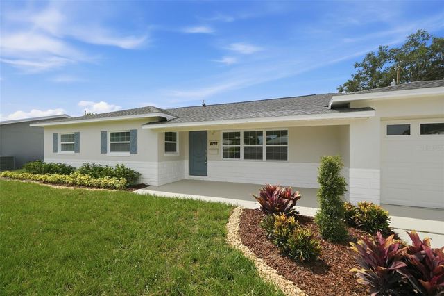 6220 27TH AVENUE N, St Petersburg, FL 33710