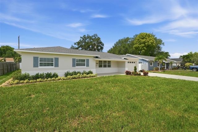 6220 27TH AVENUE N, St Petersburg, FL 33710
