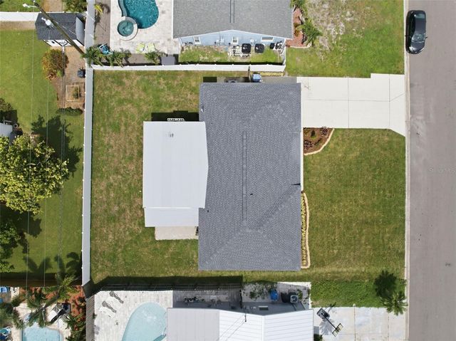 6220 27TH AVENUE N, St Petersburg, FL 33710