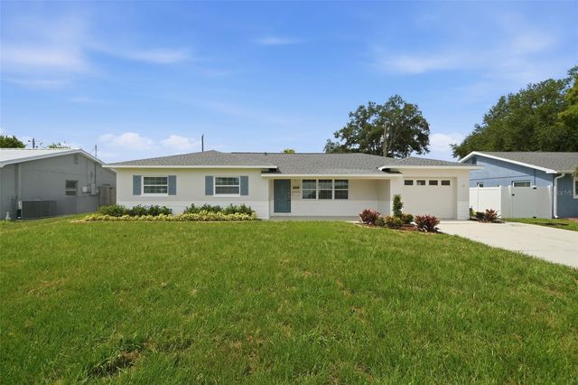 6220 27TH AVENUE N, St Petersburg, FL 33710