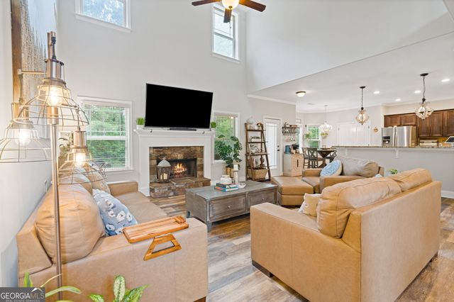 211 Burnham Court, Mcdonough, GA 30252