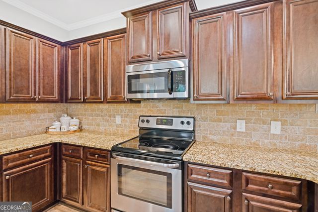 211 Burnham Court, Mcdonough, GA 30252