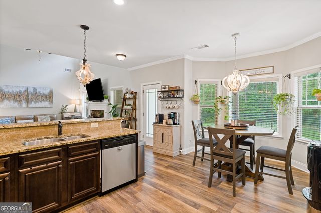 211 Burnham Court, Mcdonough, GA 30252