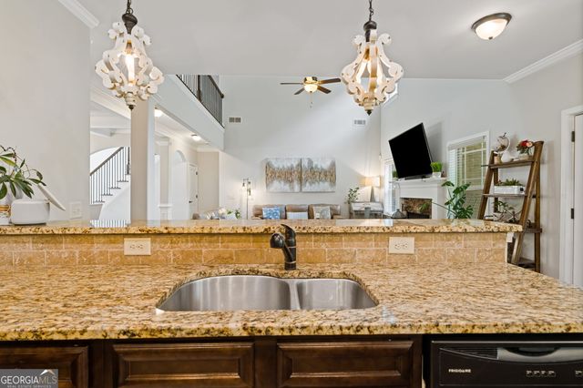 211 Burnham Court, Mcdonough, GA 30252